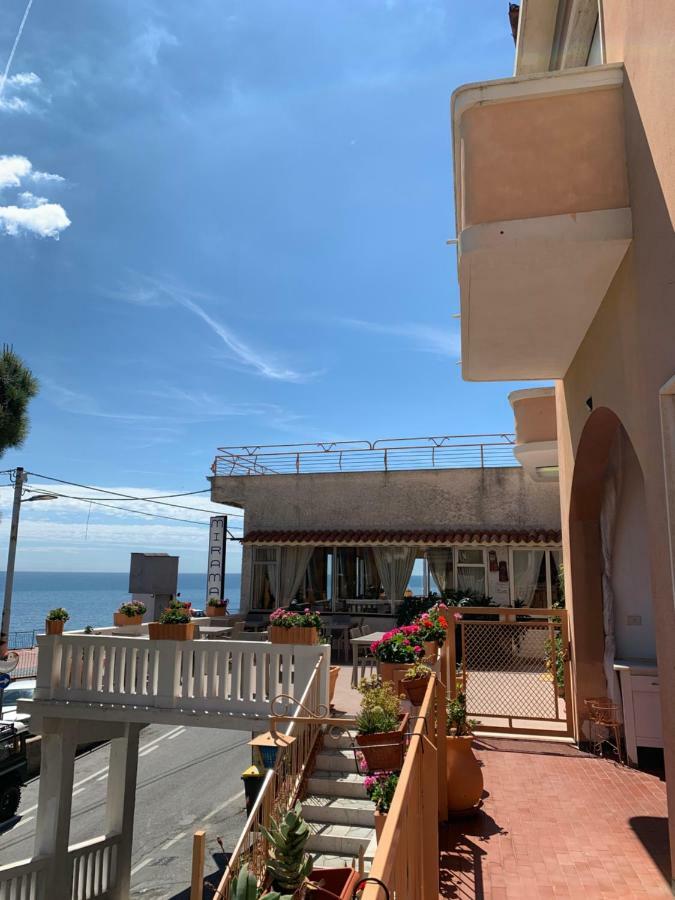 Albergo Miramare Берджеджи Экстерьер фото